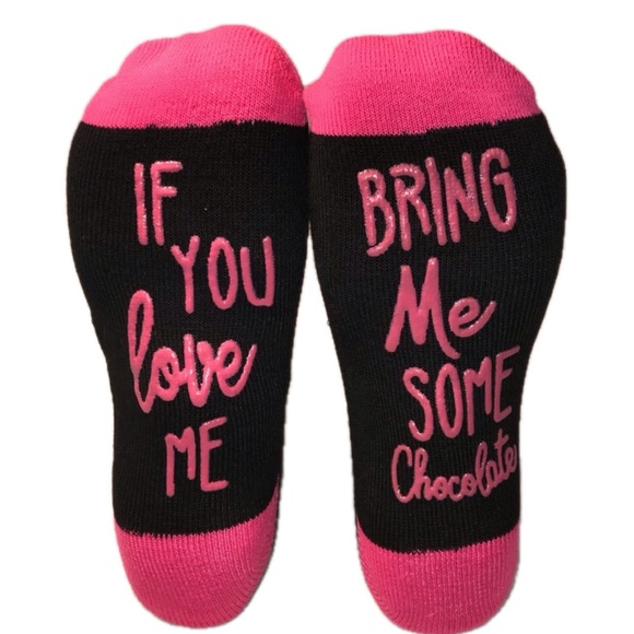 3/$30 FUNNY QUOTE SOCKS IF YOU CAN READ THIS BRING ME SOME CHOCOLATE SIZ… - Picture 9 of 9